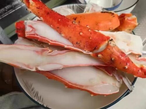 Click to view full screen Super Colossal Red King Crab Legs photo review